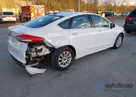 2017 Ford Fusion S из США, поврежденный, VIN 3FA6P0G74HR123116